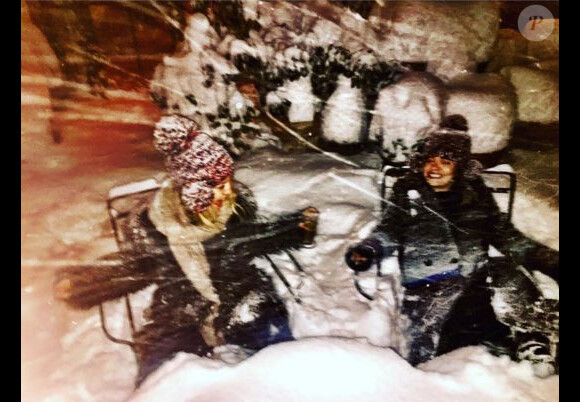 Kate Hudson s'est éclatée dans la neige, le 23 janvier 2016