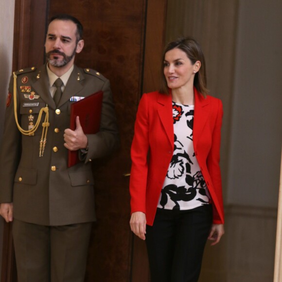 La reine Letizia d'Espagne lors d'une audience au Palais royal de Zarzuela le 26 janvier 2016