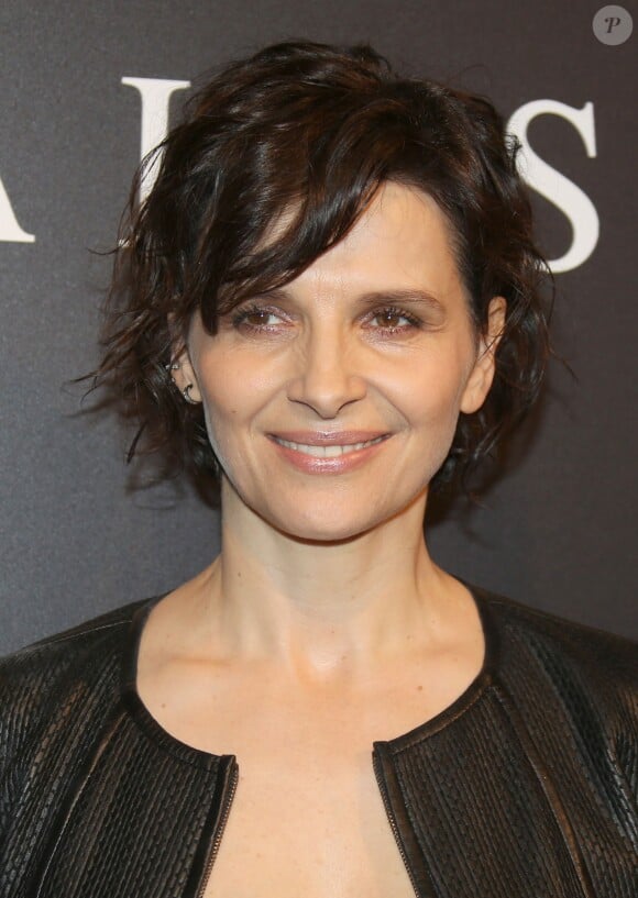 Juliette Binoche - Soirée du prix "Concept Cars" lors de la 31ème édition du Festival Automobile International, place Vauban aux Invalides à Paris le 26 janvier 2016. © Denis Guignebourg/Bestimage
