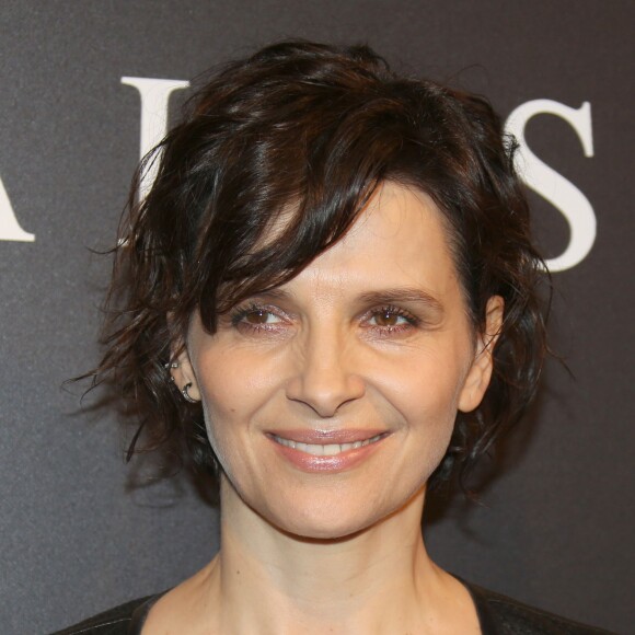 Juliette Binoche - Soirée du prix "Concept Cars" lors de la 31ème édition du Festival Automobile International, place Vauban aux Invalides à Paris le 26 janvier 2016. © Denis Guignebourg/Bestimage