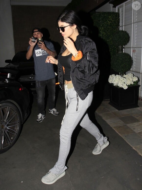 Exclusif - Kylie Jenner quitte l'institut de beauté Epione à Beverly Hills le 28 janvier 2016.