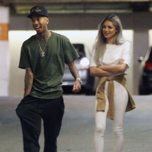 Exclusif - Le rappeur Tyga un peu trops proche de la jeune Val Mercado à Beverly Hills le 21 janvier 2016