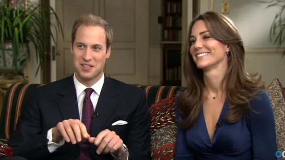 Le prince William et Kate Middleton lors de leur interview télévisée en novembre 2010 à l'occasion de leurs fiançailles.