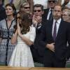 Kate Middleton et le prince William à Wimbledon le 2 juillet 2014 lors de l'élimination d'Andy Murray en quart de finale par Grigor Dimitrov. La duchesse de Cambridge devrait reprendre le flambeau de la reine Elizabeth II comme marraine du All England Lawn Tennis and Croquet Club.