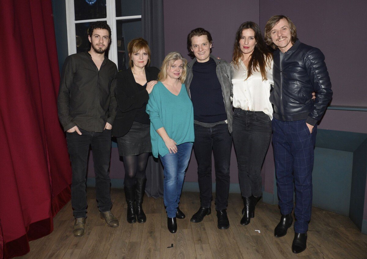 Photo David Zeboulon, Isabelle Habiague, Isabelle Nanty, Bénabar, Zoé Félix et Pascal Demolon Photo David Zeboulon, Isabelle Habiague, Isabelle Nanty, Bénabar, Zoé Félix et Pascal Demolon