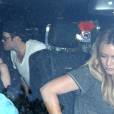 Hilary Duff et son mari Mike Comrie emmènent leur fils Luca diner au restaurant Craig à West Hollywood, le 10 juin 2015