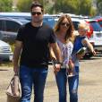 Hilary Duff et son mari Mike Comrie emmenent leur fils Luca a "Underwood Family Farm" a Los Angeles, le 22 juin 2013