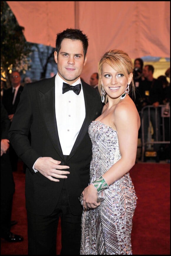 Hilary Duff et son mari Mike Comrie à la soirée de gala au Metropolitan Museum de New York, le 5 mai 2008