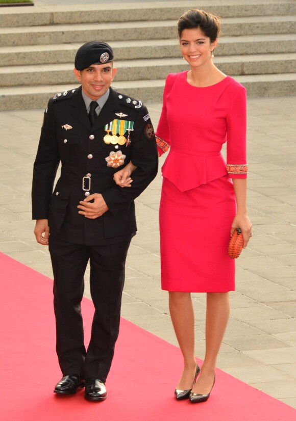 Le prince Rashid de Jordanie et sa femme la princesse Zeina le 20 octobre 2012 au mariage du prince Guillaume de Luxembourg, grand-duc héritier, et de la comtesse Stéphanie de Lannoy au Luxembourg. Le couple de la famille royale hachémite a eu le 1er février 2016 un deuxième enfant, un second fils.