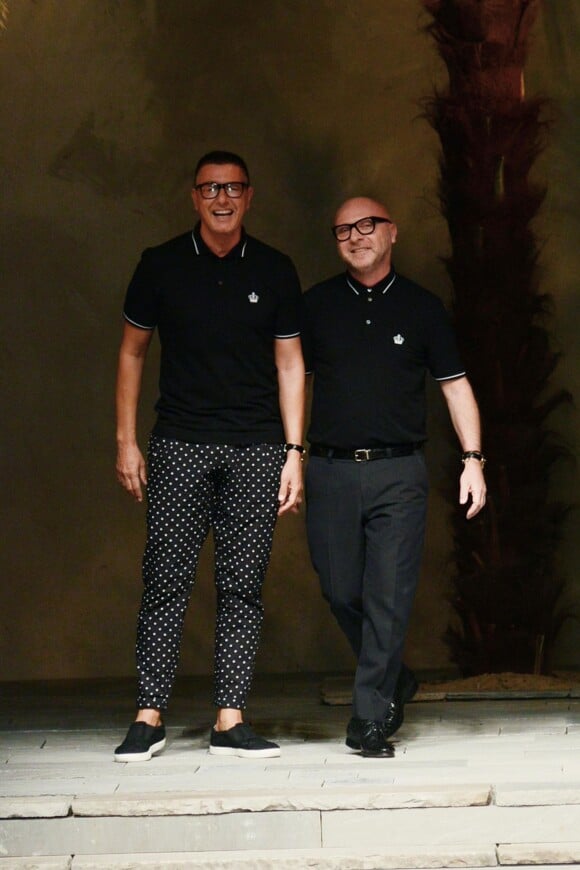Stefano Gabbana et Domenico Dolce à l'issue du défilé homme Dolce & Gabbana à Milan. Le 20 juin 2015.