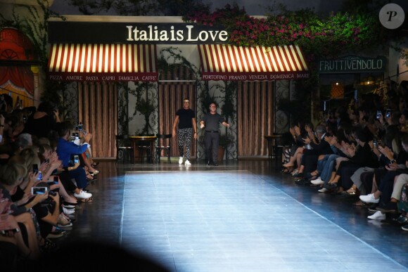 Stefano Gabbana et Domenico Dolce - Défilé femme Dolce & Gabbana collection printemps-été 2016 à Milan. Le 27 septembre 2015.