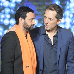 Cyril Hanouna et Gad Elmaleh  - 28e Téléthon au Champ de Mars à Paris le 6 décembre 2014.
