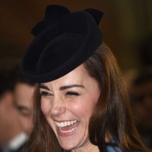 Kate Middleton, la duchesse de Cambridge, assiste à une messe pour célébrer les 75 ans des cadets de l'armée de l'air (RAF Cadets) à Londres, le 7 février 2016.