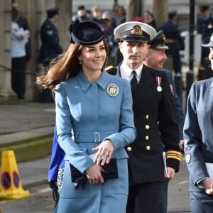 Kate Middleton, la duchesse de Cambridge, assiste à une messe pour célébrer les 75 ans des cadets de l'armée de l'air (RAF Cadets) à Londres, le 7 février 2016.