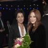 La journaliste allemande Dunja Hayali et Julianne Moore - 51ème cérémonie des Golden Camera Awards à Hambourg, le 6 février 2016.