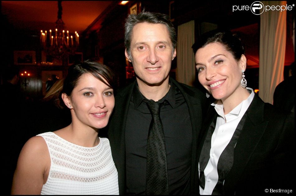 Antoine De Maximy Et Sa Fille Antoine de Caunes et sa fille Emma de Caunes avec Daphné Roulier lors