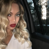 Selfie time en voiture pour Beyoncé