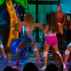 Eva Longoria : son show sur Anaconda de Nicki Minaj dans Lip Sync Battle