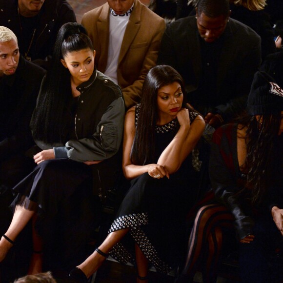 Beth Ditto, Tyga, Kylie Jenner, Taraji P. Henson et Zoë Kravitz assistent au défilé Alexander Wang (collection automne-hiver 2016-2017) à l'église épiscopale St. Bartholomew. New York, le 13 février 2016.