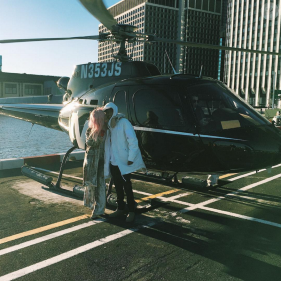 Kylie Jenner et Tyga, amoureux en hélico pour la Saint-Valentin. New York, le 14 février 2016.