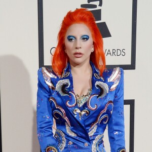 Lady Gaga (qui rend hommage à David Bowie lors de cette soirée) - 58e soirée annuelle des Grammy Awards au Staples Center à Los Angeles, le 15 février 2016.