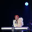 Lady Gaga pendant l'hommage à David Bowie lors des Grammy Awards, Staples Center, Los Angeles, le 15 février 2016.
