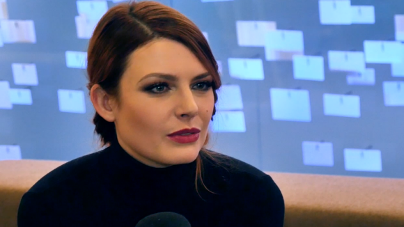 Elodie Frégé révèle quelques anecdotes sur Nouvelle Star - Purepeople