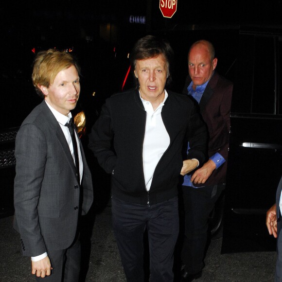 Paul McCartney, le musicien Beck et Woody Harrelson arrivent à la soirée Hyde à Los Angeles le 15 février 2016. © CPA / Bestimage