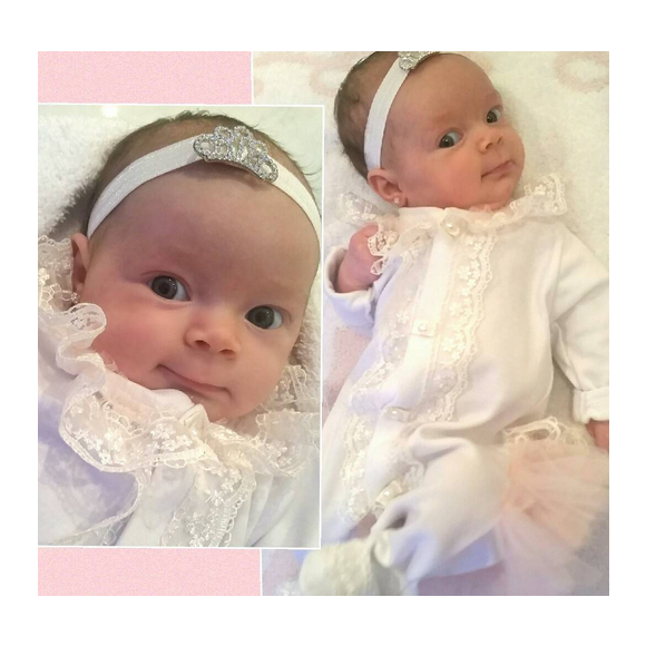 La femme du rappeur Ice-T, Coco Austin a publié une photo de leur fille Chanel Nicole qui a les oreilles percées sur sa page Instagram, le 13 février 2016.