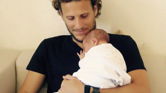 Diego Forlan papa : Sa belle Paz Cardoso a accouché de leur premier bébé