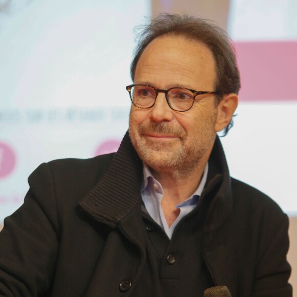 Marc Levy au 35ème Salon du Livre à la Porte de Versailles à Paris, le 21 mars 2015.