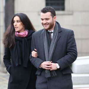 Semi-Exclusif - Louis Levy ( fils de Marc Levy) et Pauline Lévêque aux Obsèques de Raymond Levy (père de Marc Levy) au cimetière de Passy à Paris le 15 décembre 2014