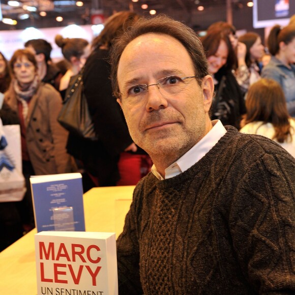 Marc Levy à la 33eme edition du Salon Du Livre Porte de Versailles a Paris, le 23 mars 2013