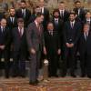 Le roi Felipe VI d'Espagne recevait le 26 février 2016 l'équipe de basket du Real Madrid au palais de la Zarzuela à Madrid le 26 février 2016.