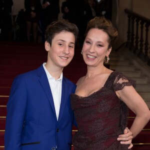 Emmanuelle Bercot et son fils - 41e cérémonie des César au théatre du Chatelet à Paris le 26 février 2016. © Olivier Borde / Dominique Jacovides / Bestimage