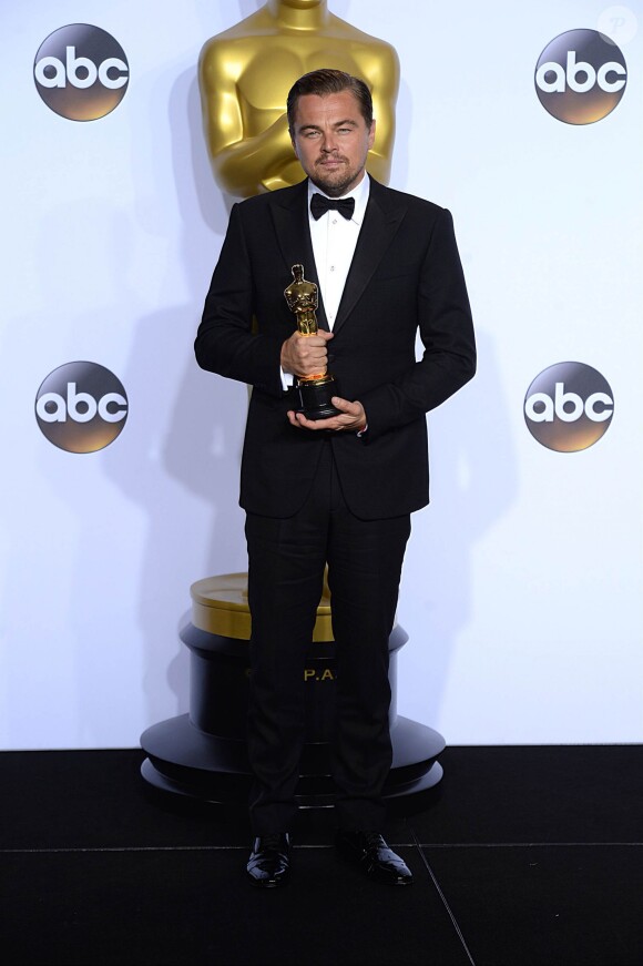 Leonardo DiCaprio (Oscar du meilleur acteur pour le film "The Revenant") - Press Room de la 88ème cérémonie des Oscars à Hollywood, le 28 février 2016.  Pressroom during the 88th Annual Academy Awards (Oscars), on February 28th 2016. (Hollywood, CA, USA)28/02/2016 - Hollywood
