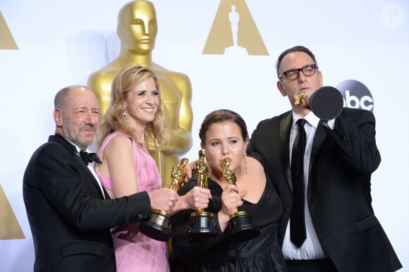 Steve Golin, Blye Pagon Faust, Nicole Rocklin et Michael Sugar (Oscar du meilleur film pour "Spotlight") - Press Room de la 88ème cérémonie des Oscars à Hollywood, le 28 février 2016.28/02/2016 - Los Angeles