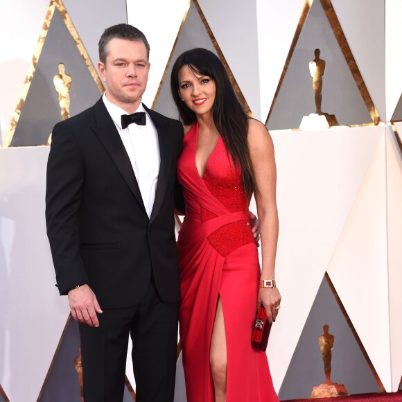 Matt Damon et sa femme Luciana Barroso - 88e cérémonie des Oscars au Dolby Theatre à Hollywood. Le 28 février 2016