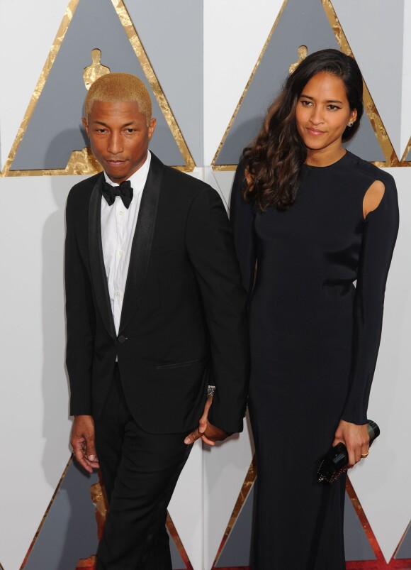 Pharrell Williams et sa femme Helen Lasichanh  - 88e cérémonie des Oscars au Dolby Theatre à Hollywood. Le 28 février 2016