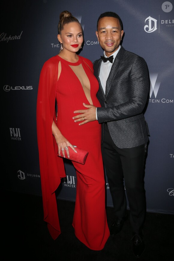Chrissy Teigen et John Legend assistent au dîner pré-Oscars organisé par The Weinstein Company à l'hôtel Montage Beverly Hills. Los Angeles, le 27 février 2016.