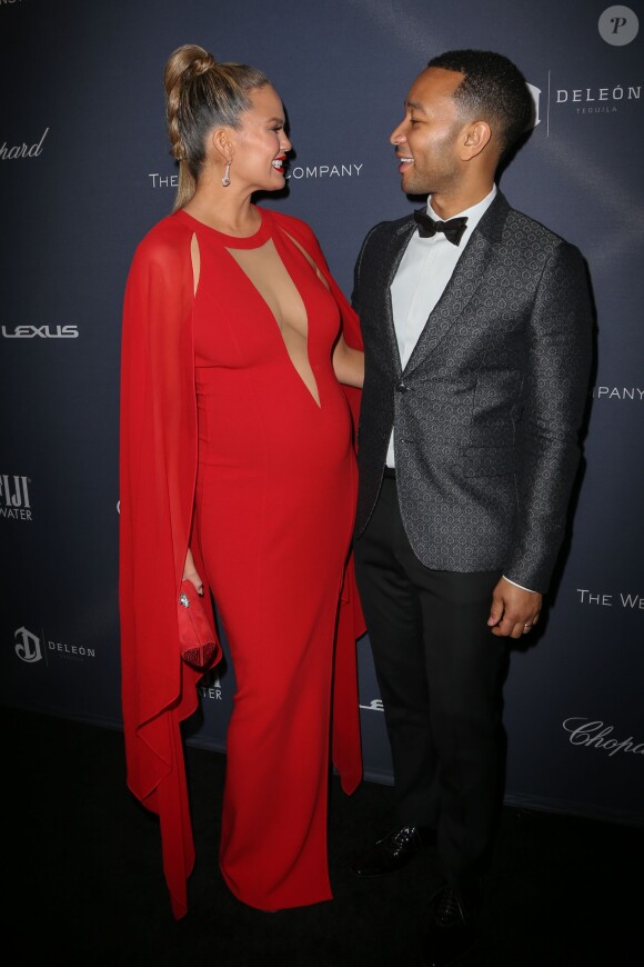 Chrissy Teigen et John Legend assistent au dîner pré-Oscars organisé par The Weinstein Company à l'hôtel Montage Beverly Hills. Los Angeles, le 27 février 2016.