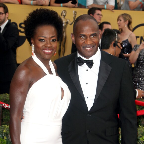 Viola Davis et son mari Julius Tennon - 21e cérémonie annuelle des "Screen Actors Guild Awards" à l'auditorium "The Shrine" à Los Angeles, le 25 janvier 2015.