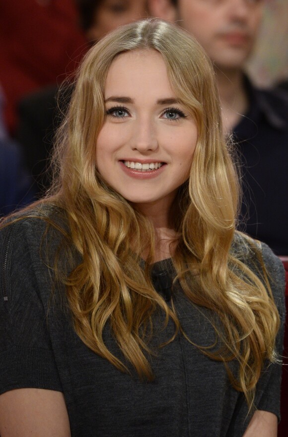 Chloé Jouannet (fille d' Alexandra Lamy) - Enregistrement de l'émission "Vivement Dimanche" à Paris le 19 mars 2014.