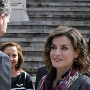 La reine Letizia et le roi Felipe VI d'Espagne inauguraient le 4 mars 2016 l'exposition "Miguel de Cervantes : de la vie au mythe" à la Bibliothèque nationale d'Espagne à Madrid.