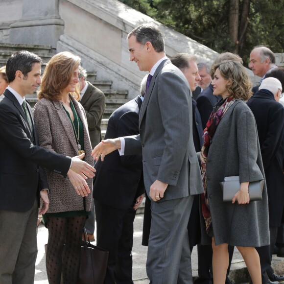 La reine Letizia et le roi Felipe VI d'Espagne inauguraient le 4 mars 2016 l'exposition "Miguel de Cervantes : de la vie au mythe" à la Bibliothèque nationale d'Espagne à Madrid.