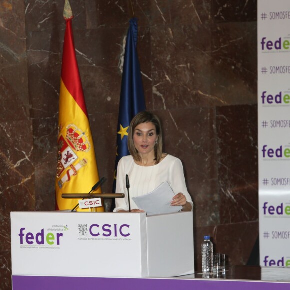 La reine Letizia d'Espagne lors de sa participation, le 3 mars 2016, à la Journée mondiale des maladies rares à Madrid.