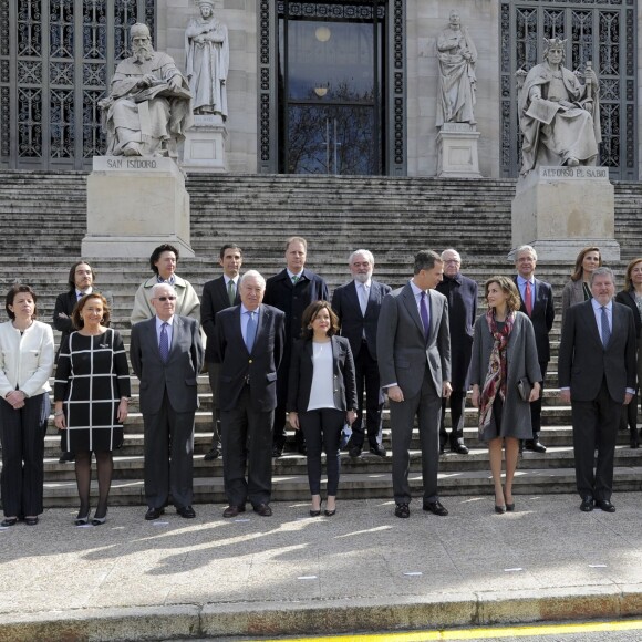 La reine Letizia d'Espagne et le roi Felipe VI d'Espagne inauguraient le 4 mars 2016 l'exposition "Miguel de Cervantes : de la vie au mythe" à la Bibliothèque nationale d'Espagne à Madrid.