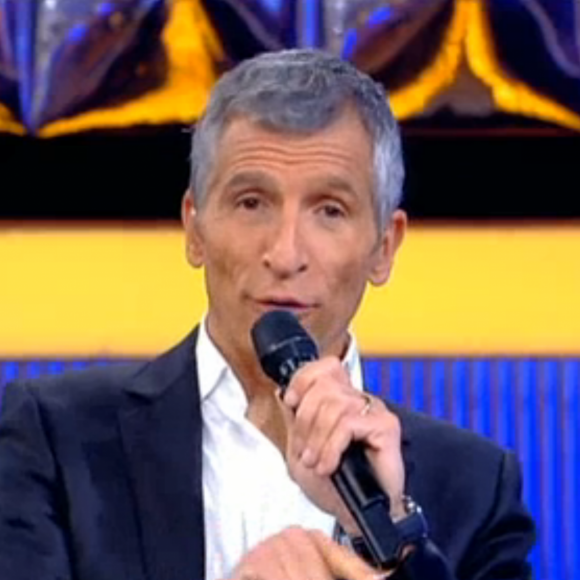 Nagui présente N'oubliez pas les paroles, en janvier 2016.