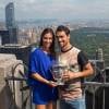 Flavia Pennetta, après son succès à l'US Open, pose avec son fiancé Fabio Fognini le 13 septembre 2015 à New York. Le couple doit se marier dans les Pouilles le 11 juin 2016.
