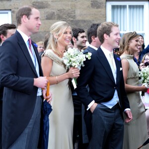 Le prince William et Chelsy Davy (ex-petite amie du prince Harry) au mariage de Thomas van Straubenzee et Lady Melissa Percy à Northumbria en Angleterre, le 21 juin 2013. Lady Melissa a obtenu le divorce en mars 2016.